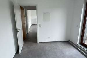Schöne helle Wohnung in Berlin-Mitte – frisch renoviert und mit zwei Balkonen – Die vollständige Adresse der Immobilie erhältst du vom Anbieter., 10115 Mitte (Ortsteil), Berlin – Vorschaubild 7