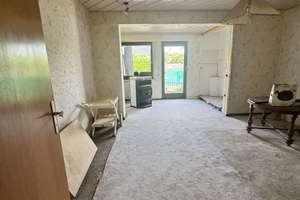 Viel Platz für den Alltag in diesem sanierungsbedürftigen Haus in Wolfsburg – Die vollständige Adresse der Immobilie erhältst du vom Anbieter., 38448 Vorsfelde, Wolfsburg – Vorschaubild 9