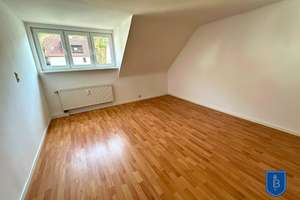 Vermieten oder selbst nutzen – 3-Familienhaus in Bad Urach – Die vollständige Adresse der Immobilie erhältst du vom Anbieter., 72574 Bad Urach – Vorschaubild 23
