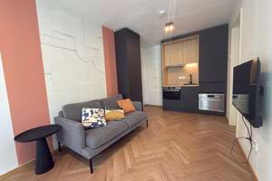 Voll möbliertes Design-Apartment – 2 Zimmer bestes Wohnen -  Ramersdorf