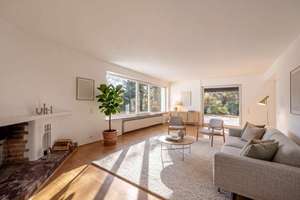 Familiär und vielseitig: Großzügige Villa mit viel Privatsphäre, Garten und Pool