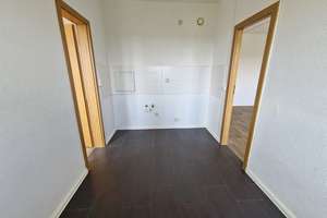 Großzügige 3-Zimmer-Wohnung mit außergewöhnlichem Grundriss zu vermieten – Ringstraße 47, 4209 Grünau-Mitte, Leipzig – Vorschaubild 6
