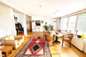 Helle & Moderne  2 Zimmer Eigentumswohnung mit Loggia in SG- Grünewald