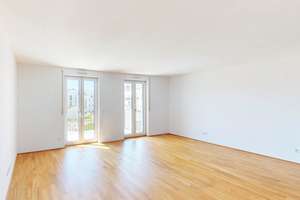 Ankommen in den Arkaden: Stilvolle 3-Zimmer-Wohnung mit Innenhof-Balkon – Renettenstr. 27, 60435 Preungesheim, Frankfurt am Main – Vorschaubild 2