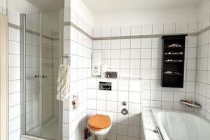 Property thumbnail 9