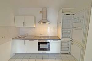 Helle 2-Zimmerwohnung mit Balkon im Zentrum von Duisburg - mit Einbauküche! – Poststraße 36, 47051 Altstadt, Duisburg – Vorschaubild 3