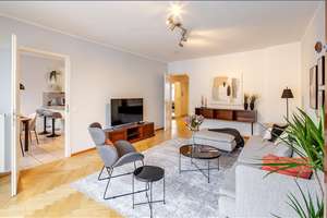 Möbliert: Stilvoll eingerichtete Wohnung im Herzen Münchens – Die vollständige Adresse der Immobilie erhältst du vom Anbieter., 80797 Josephsplatz, München – Vorschaubild 1
