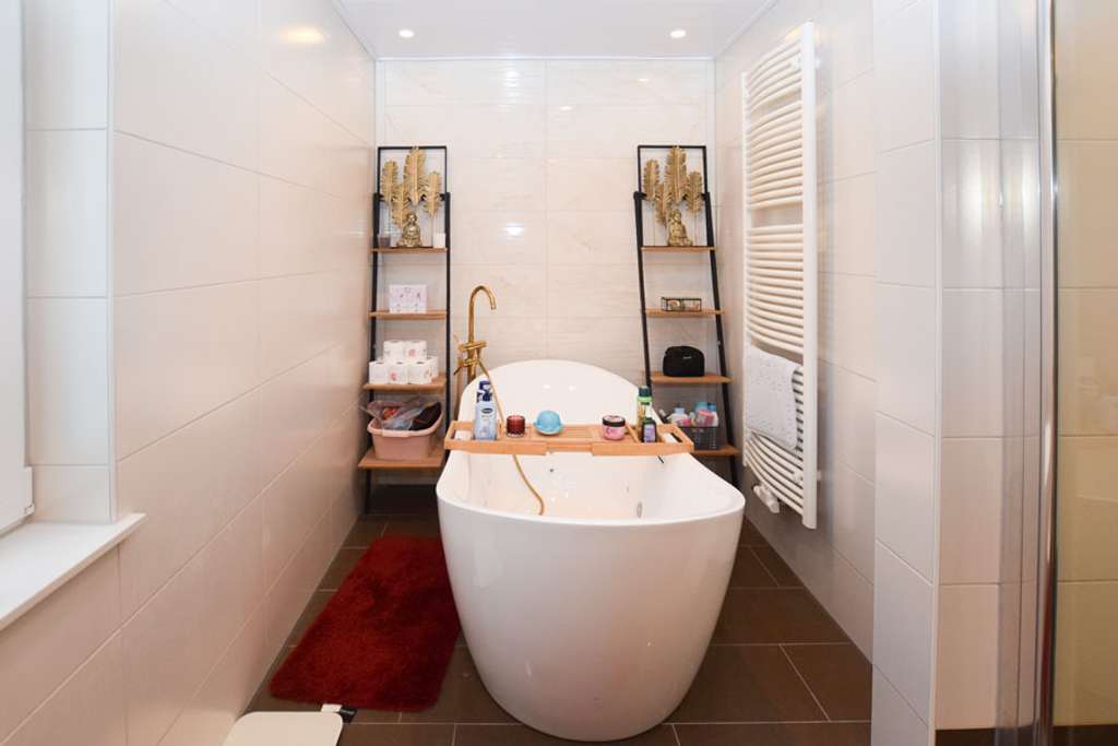 Immobilie in Weyhausen - Modernisiertes Einfamilienhaus mit hochwertiger Ausstattung und großzügigem Garten! - Bild 4