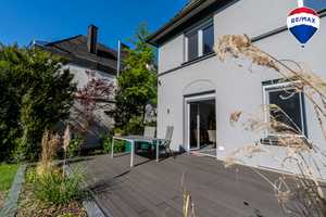 Traumhafte und renovierte Stadtvilla in Bielefeld zu verkaufen! – Bielefeld – Vorschaubild 3