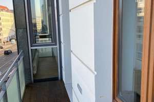 Helle und Offene 2,5-Zimmer-Wohnung mit Balkon und EBK in Mitte ab Juni zu vermieten – Chausseestraße 92, 10115 Mitte (Ortsteil), Berlin – Vorschaubild 4