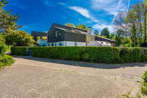 Exklusives Architektenhaus mit Wintergarten, Galerie und Einliegerwohnung in begehrter Lage – Die vollständige Adresse der Immobilie erhältst du vom Anbieter., 76229 Grötzingen, Karlsruhe – Vorschaubild 31