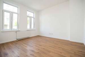 Provisionsfrei vom Eigentümer // Stilvolle Maisonette-Wohnung mit Garten in saniertem Altbremer Haus