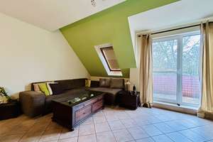Maisonette mit Kamin, Balkon & Spitzboden – ideal für Eigennutzer oder Kapitalanleger – Die vollständige Adresse der Immobilie erhältst du vom Anbieter., 46236 Stadtmitte, Bottrop – Vorschaubild 2