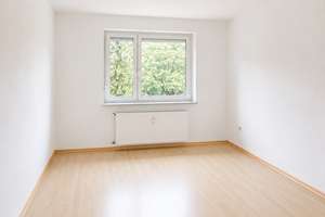Charmante 3 ZKB - Wohnung mit viel Tageslicht und guter Raumaufteilung. Anfrage bitte per E-Mail! – Die vollständige Adresse der Immobilie erhältst du vom Anbieter., 86343 Königsbrunn – Vorschaubild 5