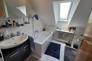 * Großzügig Wohnen * lichtdurchflutete 2 Zimmer-DG-Wohnung in bevorzugter Wohnlage * – Kurlandstraße 11, 90453 Katzwang, Reichelsdorf Ost, Reichelsdorfer Keller, Nürnberg – Vorschaubild 10