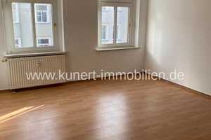Attraktive 2-Zimmer-Wohnung in der Clausstr. 72, moderne Einbauküche, Bad mit Badewanne und Fenster – Clausstr. 72, 9126 Chemnitz – Vorschaubild 6