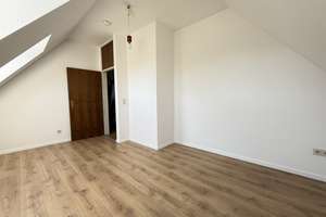 Exklusive Dachgeschosswohnung mit großer Dachterrasse, Garage und 141 m² Wohnfläche in Aachen – Die vollständige Adresse der Immobilie erhältst du vom Anbieter., 52076 Burtscheid Steinebrück, Aachen – Vorschaubild 8