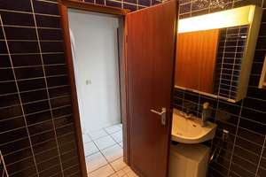 Sanierte 2-Raum-Wohnung mit Balkon und Einbauküche in Duisburg – sternbuschweg 205, 47057 Neudorf-Süd, Duisburg – Vorschaubild 23