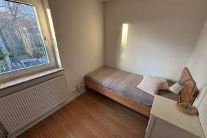 Attraktives Reihenmittelhaus in Hamburg-Volksdorf  - ohne Makler - – Die vollständige Adresse der Immobilie erhältst du vom Anbieter., 22359 Volksdorf, Hamburg – Vorschaubild 15