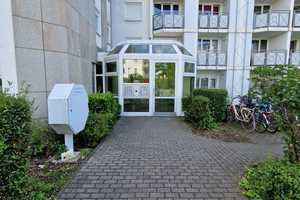 2- Zimmer Wohnung mit Balkon, Einbauküche und KFZ-Stellplatz – Köln – Vorschaubild 4
