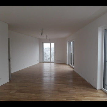 Exklusives 5-Zimmer Penthouse mit 180 m² in Frankfurt Ostend
