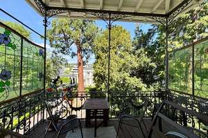 ***Exclusive, 4 ZKBB Altbau-Villa-Etage mit Balkon***