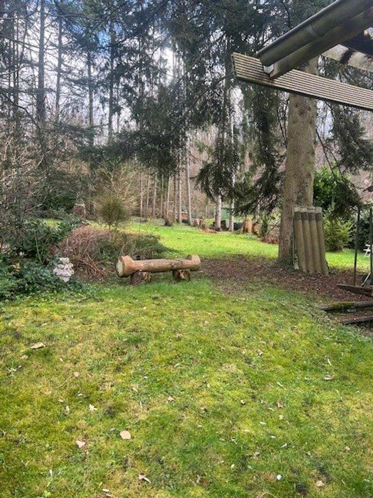 Immobilie in Völklingen - Ihr neues Zuhause: Großzügiges Familienhaus mit traumhaftem Garten - Bild 4