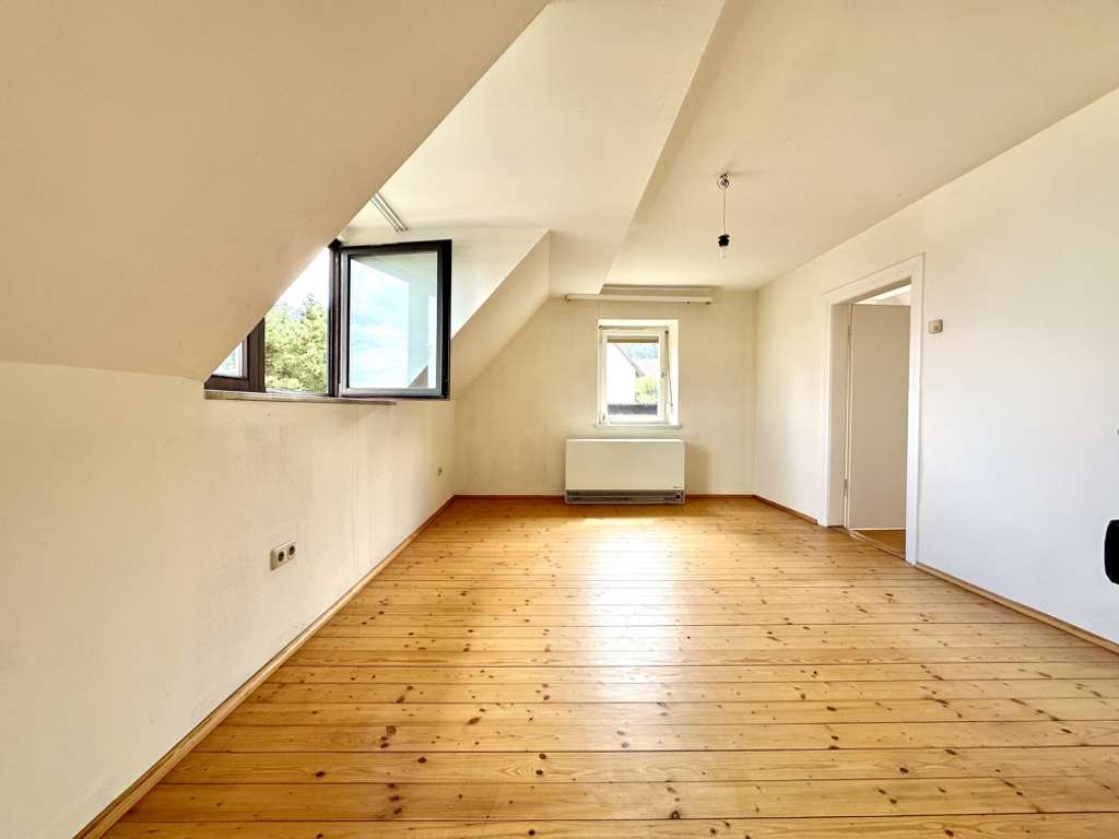 Immobilie in Heinersreuth - Charmantes Einfamilienhaus mit Garten, Scheune in beliebter Lage! Sofort frei! - Bild 4