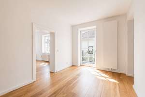 Lichtdurchflutete 2-Zimmer-Altbauwohnung mit Charme und Südbalkon am Zenettiplatz – Die vollständige Adresse der Immobilie erhältst du vom Anbieter., 80337 Am Schlachthof, München – Vorschaubild 3