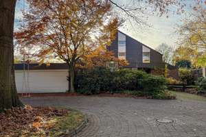 Exklusives Wohnhaus mit Einliegerwohnung! 
287 m² Wohnfläche, moderne Eleganz in zentraler Lage vo – Die vollständige Adresse der Immobilie erhältst du vom Anbieter., 26123 Donnerschwee, Oldenburg (Oldenburg) – Vorschaubild 2