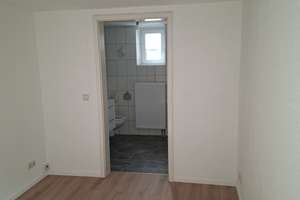 Lichtdurchflutete Doppelhaushälfte mit Einliegerwohnung in ruhiger Lage – Wilhelm-Leuschner-Str. 31a, 61231 Bad Nauheim – Vorschaubild 9