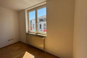 1- Zimmer Studentenapartment mit Kochnische in zentraler Lege – Kirberichshofer Weg 7, 52066 Adalbertsteinweg, Aachen – Vorschaubild 1
