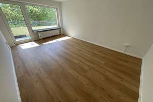 Frisch renovierte 2,5 Zimmer-Wohnung in der 4.Etage mit Balkon und Wannenbad – Klipperstr. 18, 23558 Buntekuh, Lübeck – Vorschaubild 20