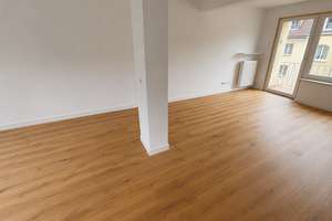 Sanierte Dachgeschoss-Maisonett-Wohnung zu Vermieten | 3-Zimmer-Wohnung (98m²) – Blumenthalstraße 2, 90429 Himpfelshof, Nürnberg – Vorschaubild 3