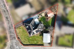 Familienfreundliches Einfamilienhaus mit PV-Anlage, Wärmepumpe & Garten – Die vollständige Adresse der Immobilie erhältst du vom Anbieter., 25764 Wesselburen – Vorschaubild 3