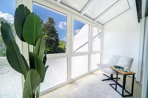 Außergewöhnliches Architektenhaus - hochwertig modernisiert mit Wintergarten & Tiefgarage – 61267 Neu-Anspach – Vorschaubild 2