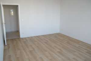 Frisch renoviert & nagelneue EBK; Balkon; 2 Raumwohnung in ruhiger Lage!!! – Pleißbachstr. 3, 9113 Chemnitz – Vorschaubild 5