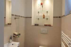 Freistehendes Einfamilienhaus mit Einliegerwohnung, Pool und großem Garten in Remscheid Süd – Die vollständige Adresse der Immobilie erhältst du vom Anbieter., 42859 Zentralpunkt, Remscheid – Vorschaubild 44