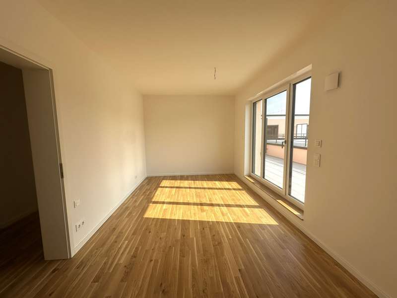 **Erstbezug** Große 3-Raum-Wohnung mit Terrasse in Dresden-Friedrichstadt - Photo 2