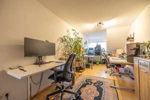 Stilvolle 4-Zimmer-Altbauwohnung im DG mit Balkon- toller Blick über die Dächer von Karlsruhe – Die vollständige Adresse der Immobilie erhältst du vom Anbieter., 76137 Südstadt, Karlsruhe – Vorschaubild 6