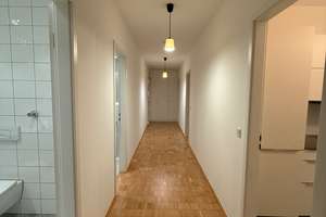 Exklusive 3-Zimmer Wohnung mit atemberaubendem Ausblick  – Ernst-Gnoß-Straße 22, 40219 Unterbilk, Düsseldorf – Vorschaubild 8