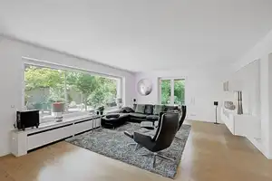 Exklusives Familiendomizil mit Stil, Raum und Charakter in Traumlage direkt am Uerdinger Stadtpark! – Krefeld – Vorschaubild 5