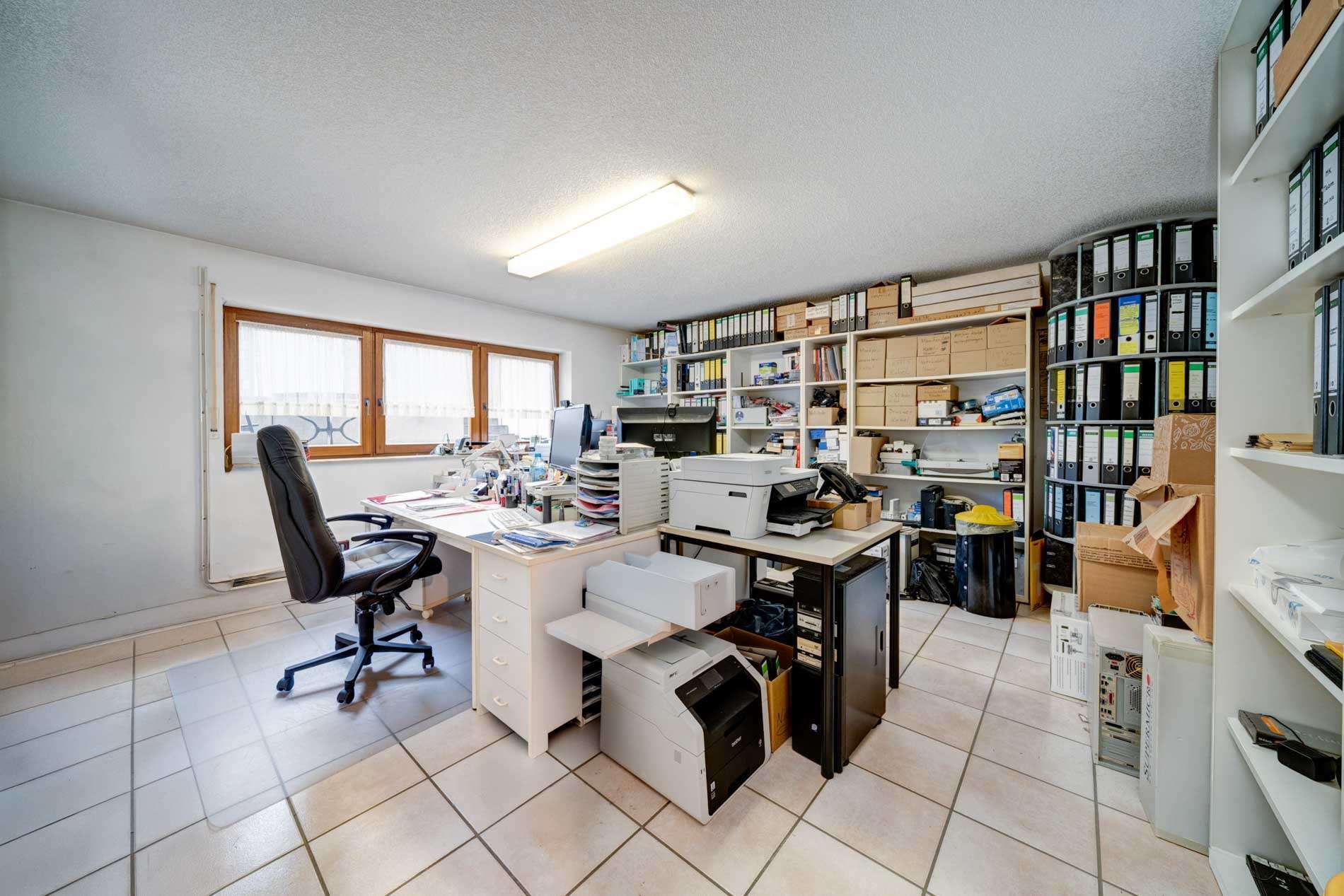 Immobilie in Salem - Attraktives 3-Familienhaus (Mehrgenerationenhaus) mit großer Hauptwohnung in ruhiger Lage von Beuren - Bild 8