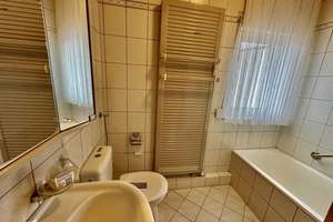 Charmante, gepflegte Immobilie mit Potenzial
Garagen, Carport und Garten – Die vollständige Adresse der Immobilie erhältst du vom Anbieter., 64807 Dieburg – Vorschaubild 11