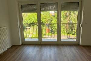 Frisch renovierte 3-Zimmer-Wohnung mit Balkon in zentraler Lage von Pfersee – Luitpoldstr 13, 86157 Pfersee-Süd, Augsburg – Vorschaubild 14