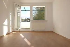 Schicke 2-Zimmer mit Balkon warten auf Sie – Zietenstraße 90, 9130 Chemnitz – Vorschaubild 1