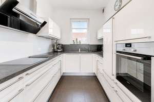 2-Zimmer Dachgeschosswohnung - hochwertig mit großer Dachterrasse! FREI ab 2027! – Die vollständige Adresse der Immobilie erhältst du vom Anbieter., 13055 Alt-Hohenschönhausen, Berlin – Vorschaubild 9