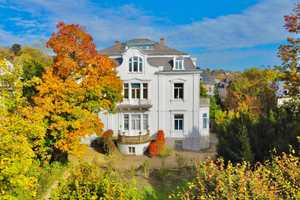 Altbaujuwel in Bestlage mit Blick über die Stadt! – Wiesbaden – Vorschaubild 1