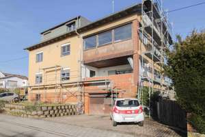 MFH mit 3 Einheiten und Top-Potenzial in Feldrandlage zur flexiblen Nutzung – Die vollständige Adresse der Immobilie erhältst du vom Anbieter., 74821 Mosbach – Vorschaubild 1