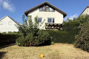 +++ 2 - FAMILIENHAUS IN NUßLOCH MIT VIEL POTENZIAL - NEUBAU MÖGLICH +++ – Walldorfer Straße 54, 69226 Nußloch – Vorschaubild 1